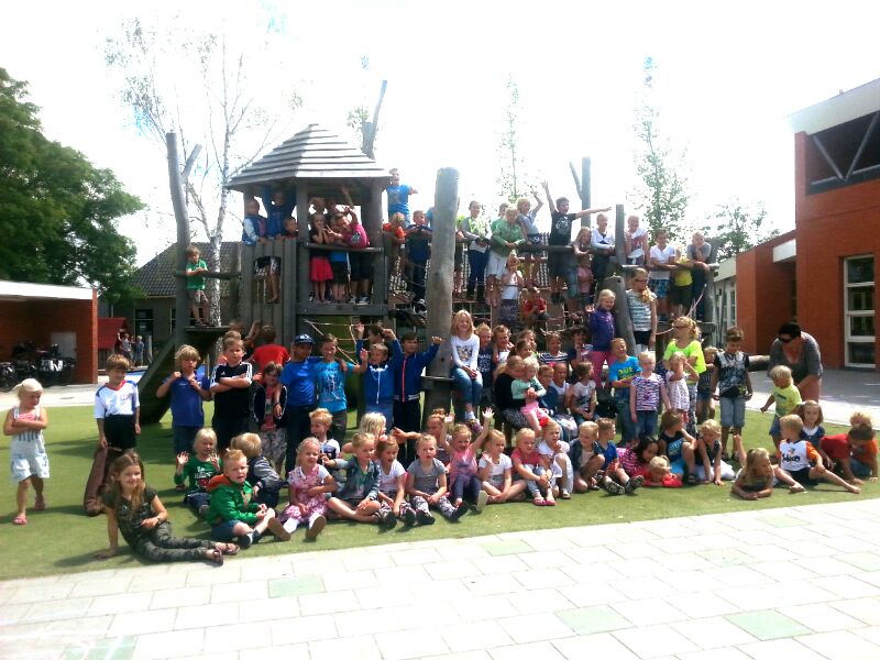 Goudenster uitreiking T.S.O. de Happy Hut